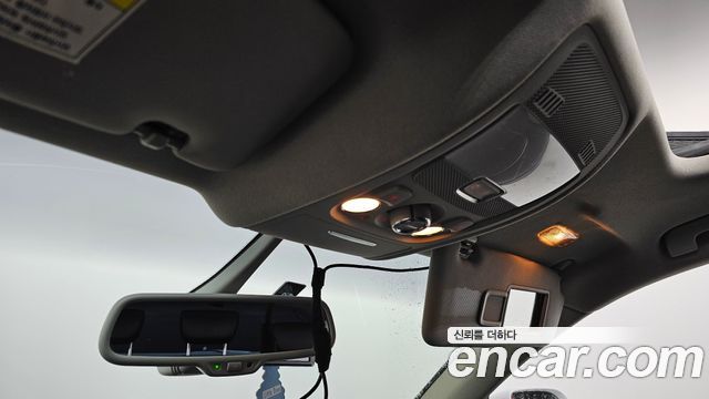 Audi Q5 2011 — photo 18