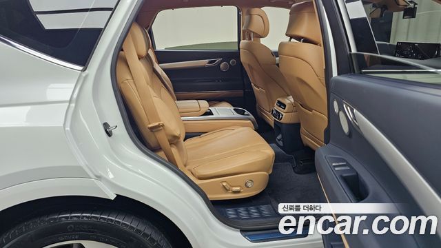 Genesis GV80 2023 — photo 17
