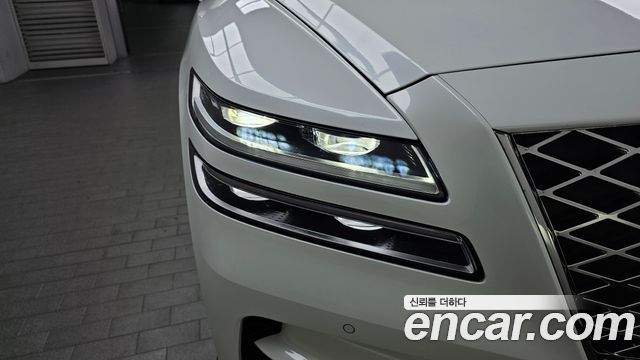 Genesis GV80 2023 — photo 8