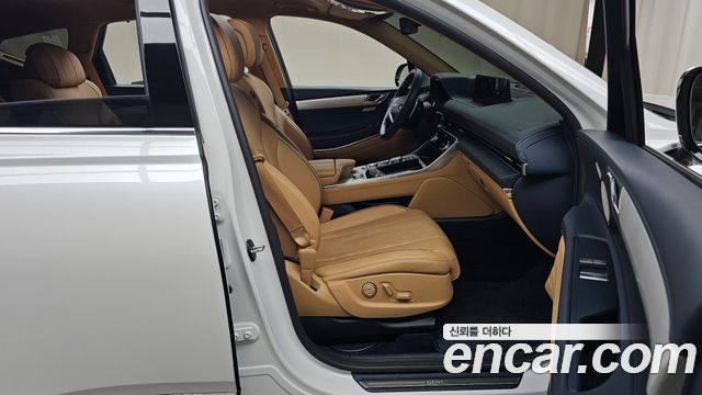 Genesis GV80 2023 — photo 16