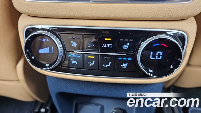 Genesis GV80 2023 — photo 33