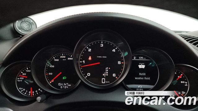 Porsche Cayenne 2017 — photo 8