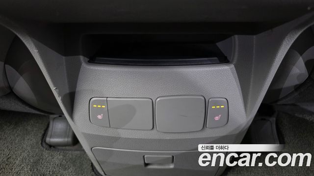 Kia Canival 2016 — photo 24