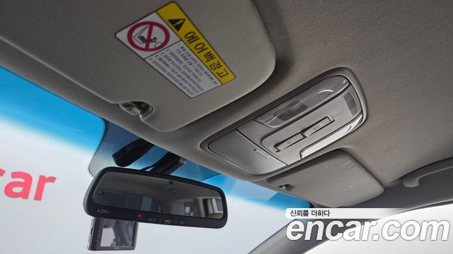 Kia Canival 2016 — photo 25