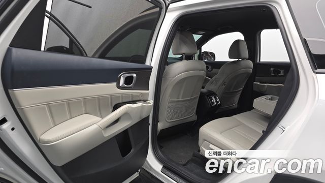 Kia Sorento 2024 — photo 16