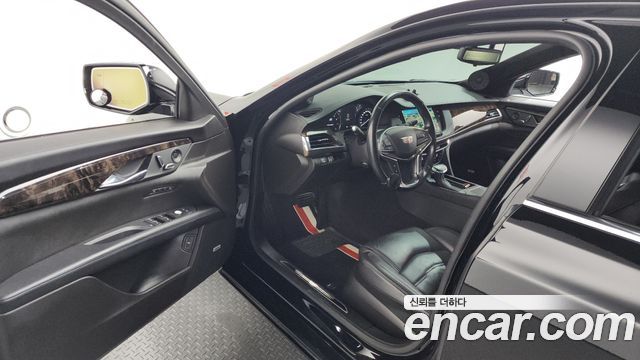 Cadillac CT6 2018 — photo 10