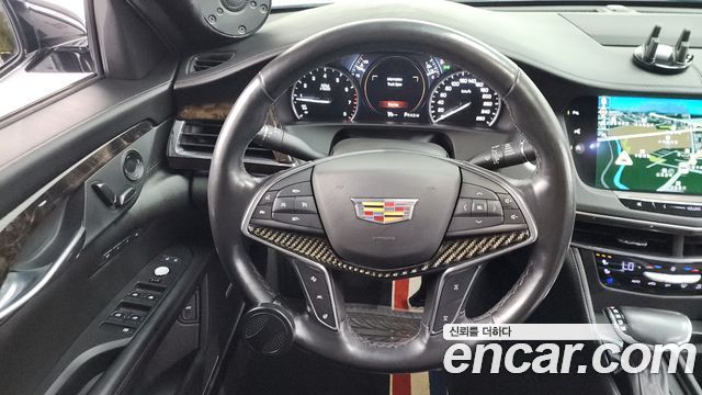 Cadillac CT6 2018 — photo 14