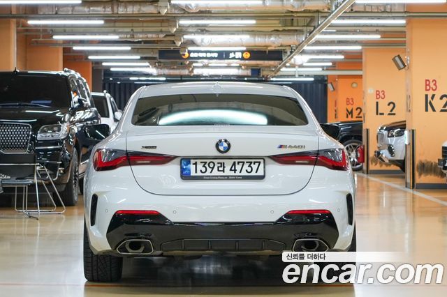 BMW 4-Series 2022 — photo 2