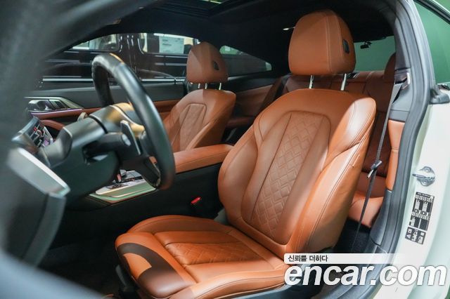 BMW 4-Series 2022 — photo 14