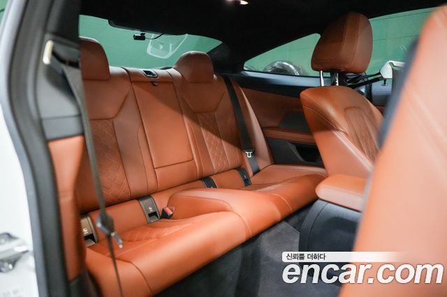 BMW 4-Series 2022 — photo 16
