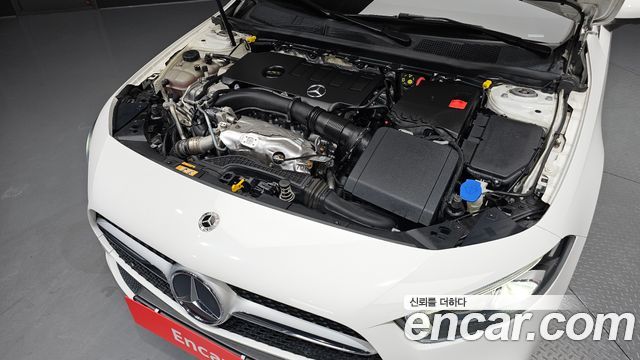 Mercedes-Benz A-Class 2021 — photo 6