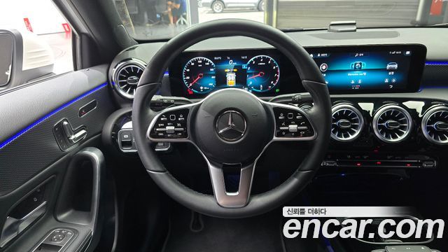 Mercedes-Benz A-Class 2021 — photo 19