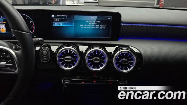 Mercedes-Benz A-Class 2021 — photo 21