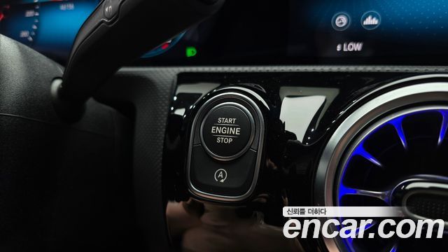 Mercedes-Benz A-Class 2021 — photo 24