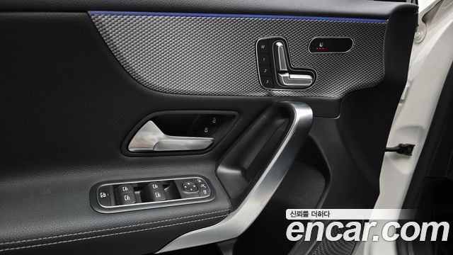 Mercedes-Benz A-Class 2021 — photo 28