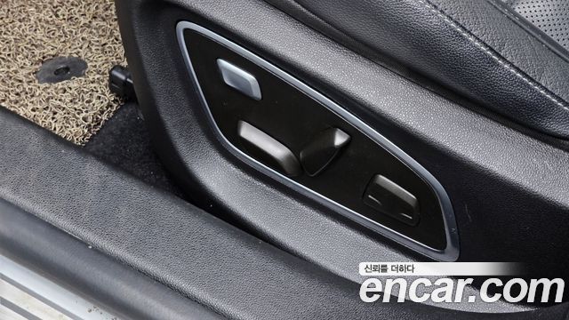 Renault Korea SM6 2021 — photo 24
