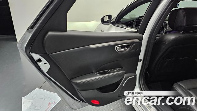 Renault Korea SM6 2021 — photo 15