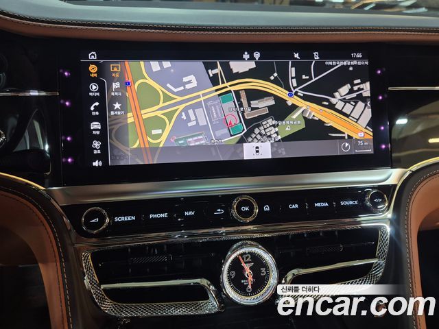 Bentley Flying Spur 2023 — photo 11