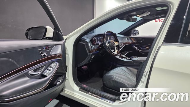 Mercedes-Benz S-Class 2019 — photo 13