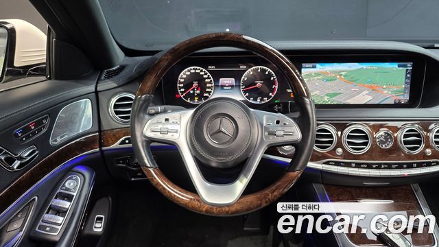 Mercedes-Benz S-Class 2019 — photo 19
