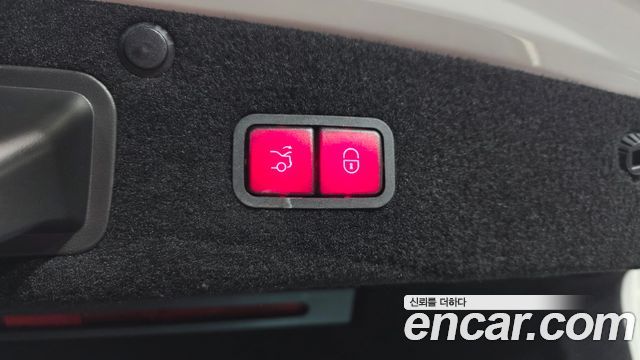 Mercedes-Benz S-Class 2019 — photo 25