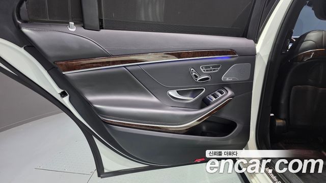 Mercedes-Benz S-Class 2019 — photo 15