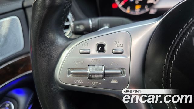 Mercedes-Benz S-Class 2019 — photo 28