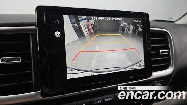 Hyundai Venue 2025 — photo 21