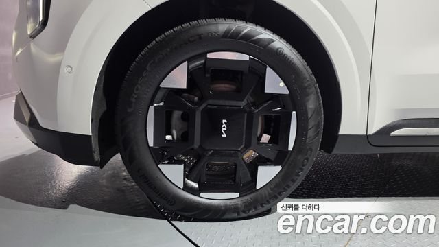 Kia Canival 2025 — photo 5