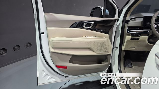 Kia Canival 2025 — photo 14