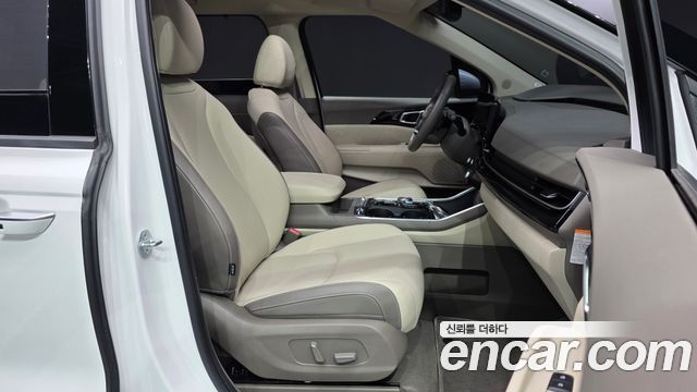 Kia Canival 2025 — photo 16