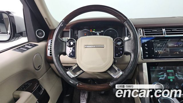 Land Rover Range Rover 2016 — photo 11
