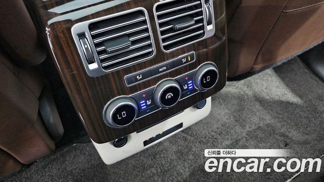 Land Rover Range Rover 2016 — photo 18