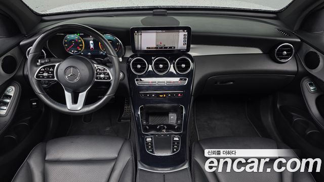 Mercedes-Benz GLC-Class 2020 — photo 10