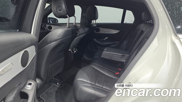 Mercedes-Benz GLC-Class 2020 — photo 18