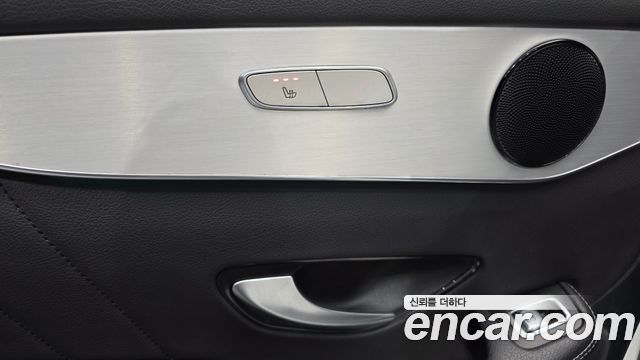 Mercedes-Benz GLC-Class 2020 — photo 24