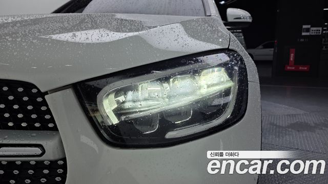 Mercedes-Benz GLC-Class 2020 — photo 8