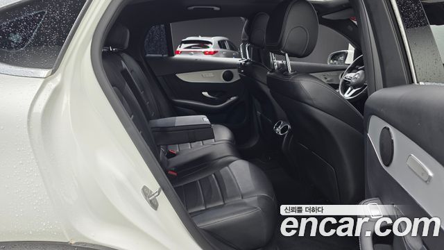 Mercedes-Benz GLC-Class 2020 — photo 16