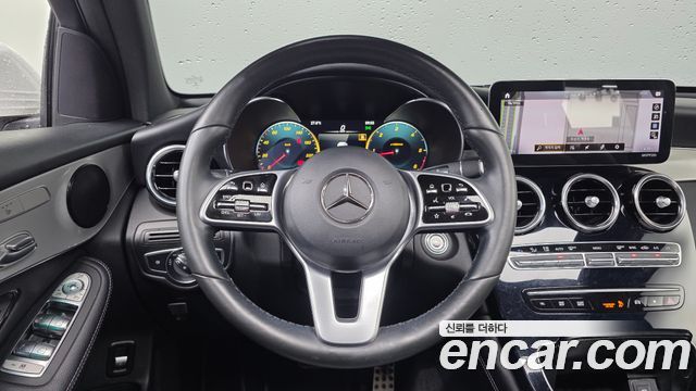 Mercedes-Benz GLC-Class 2020 — photo 32