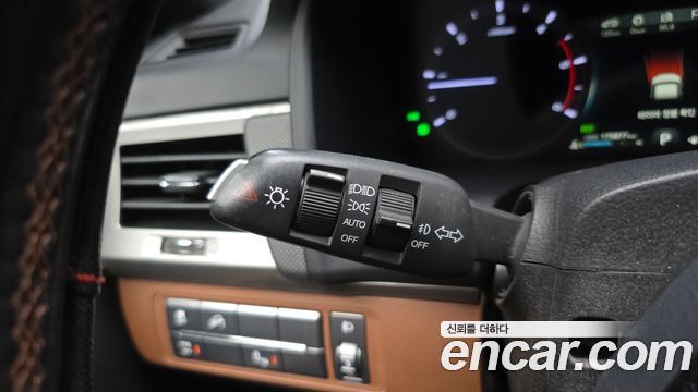 KG Mobility Rexton 2018 — photo 17
