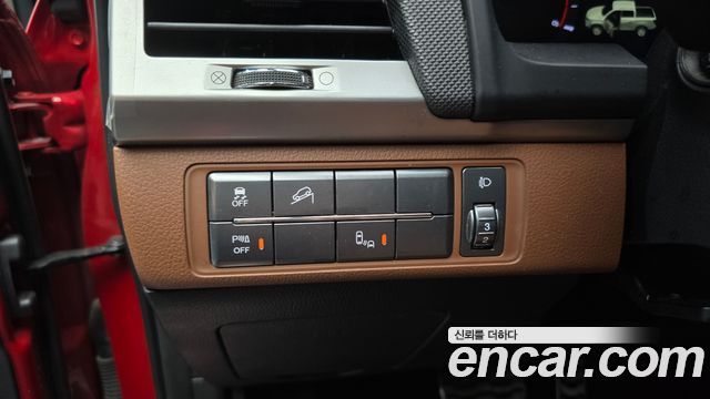 KG Mobility Rexton 2018 — photo 18