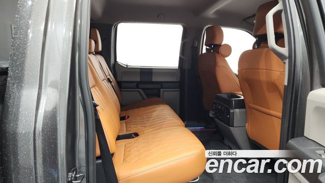 Ford F150 2017 — photo 17