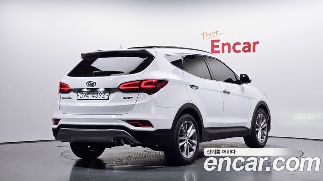 Hyundai Santafe 2016 — photo 2