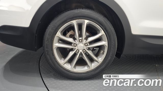 Hyundai Santafe 2016 — photo 5