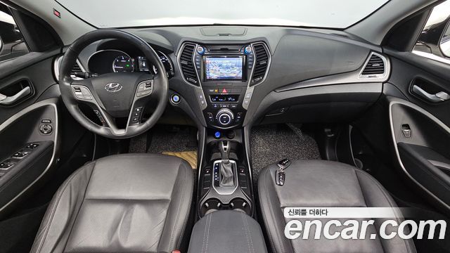 Hyundai Santafe 2016 — photo 7