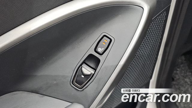 Hyundai Santafe 2016 — photo 18