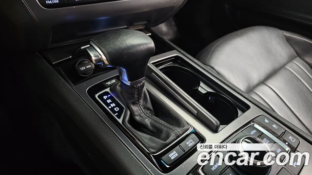 Hyundai Genesis 2015 — photo 9