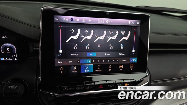 Jeep Compass 2022 — photo 21