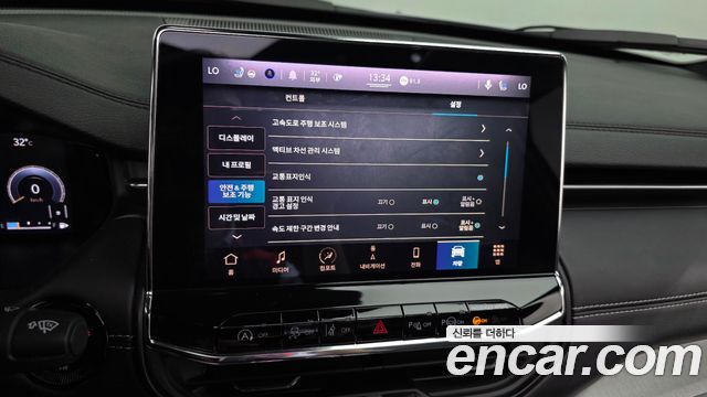 Jeep Compass 2022 — photo 22