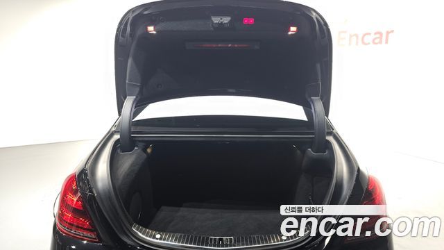 Mercedes-Benz S-Class 2020 — photo 24